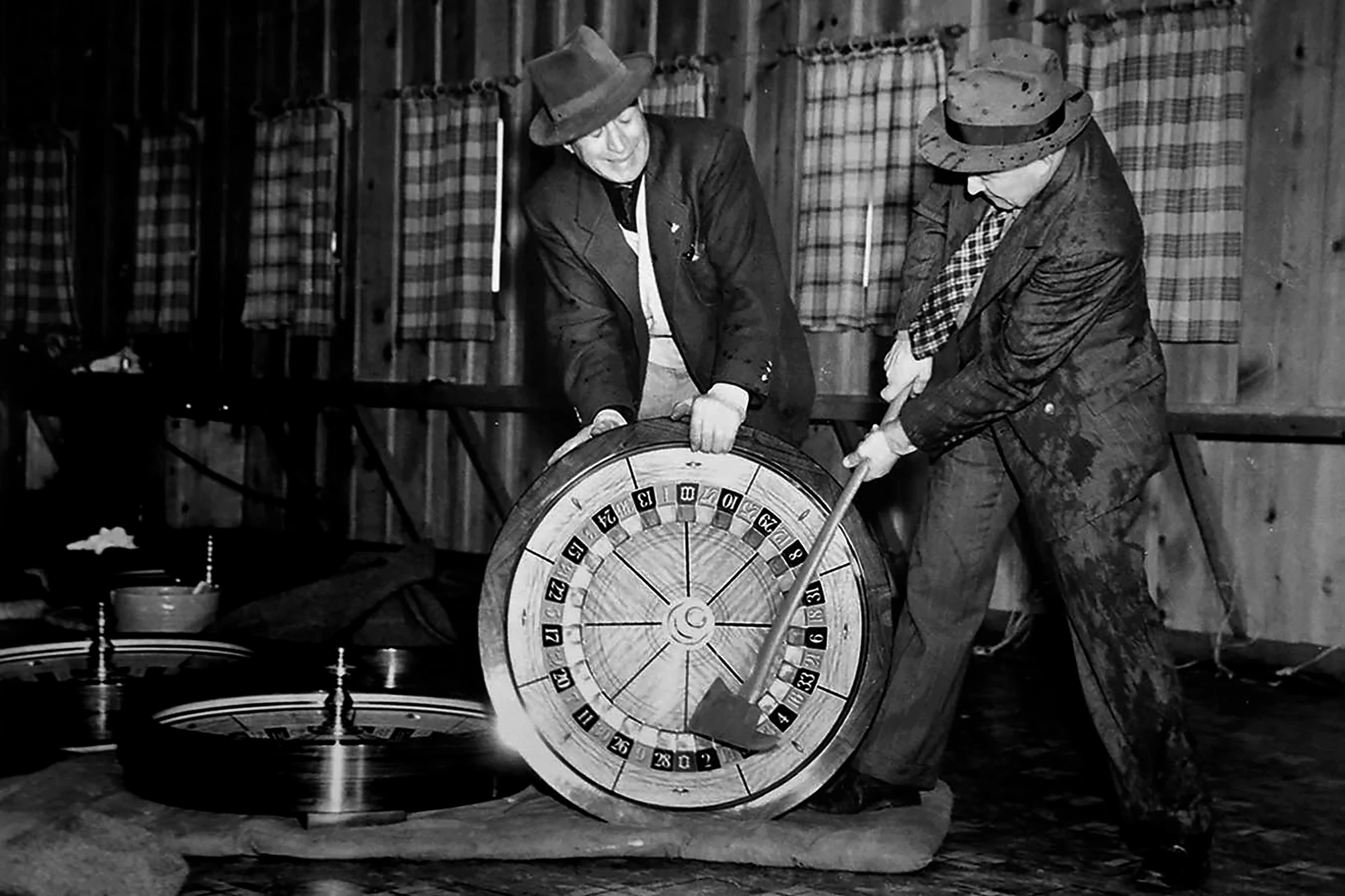 Column One: The secret history of L.A.’s glitzy gambling boat kingpin ...