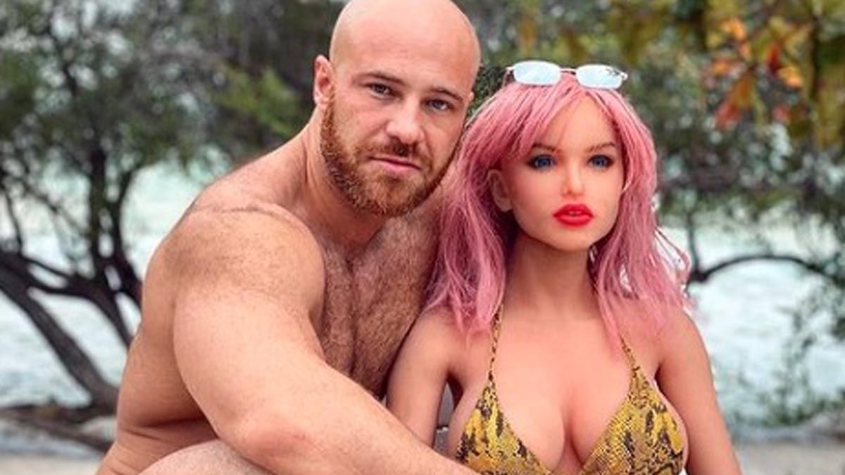 man divorces sex doll Still a better love story than 'Twilight'? Kazakh man dumps sex doll who he  married, for an ashtray